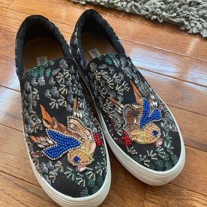 Steve Madden slides size 8.5